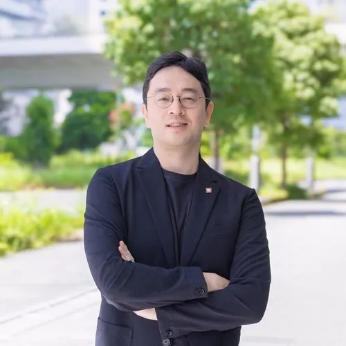 講師 竹越優